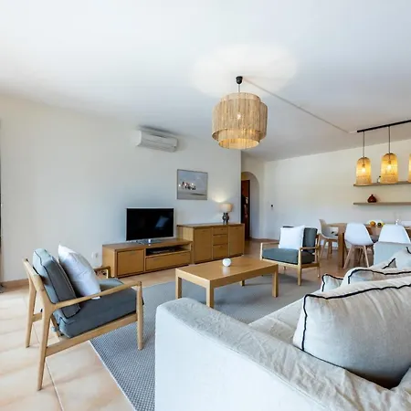 Aum Da * Praia Da Luz